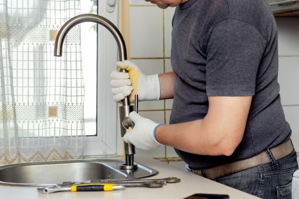 Cost of Kitchen Faucet Leak Repair in Palmdale
